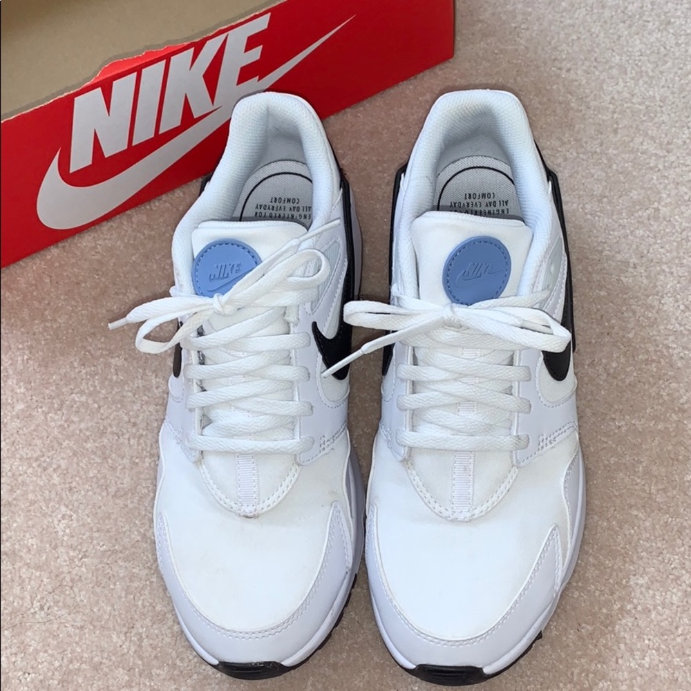 Nike Women’s LD Victory Shoes